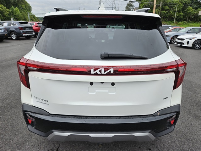 2024 Kia Seltos S photo 5