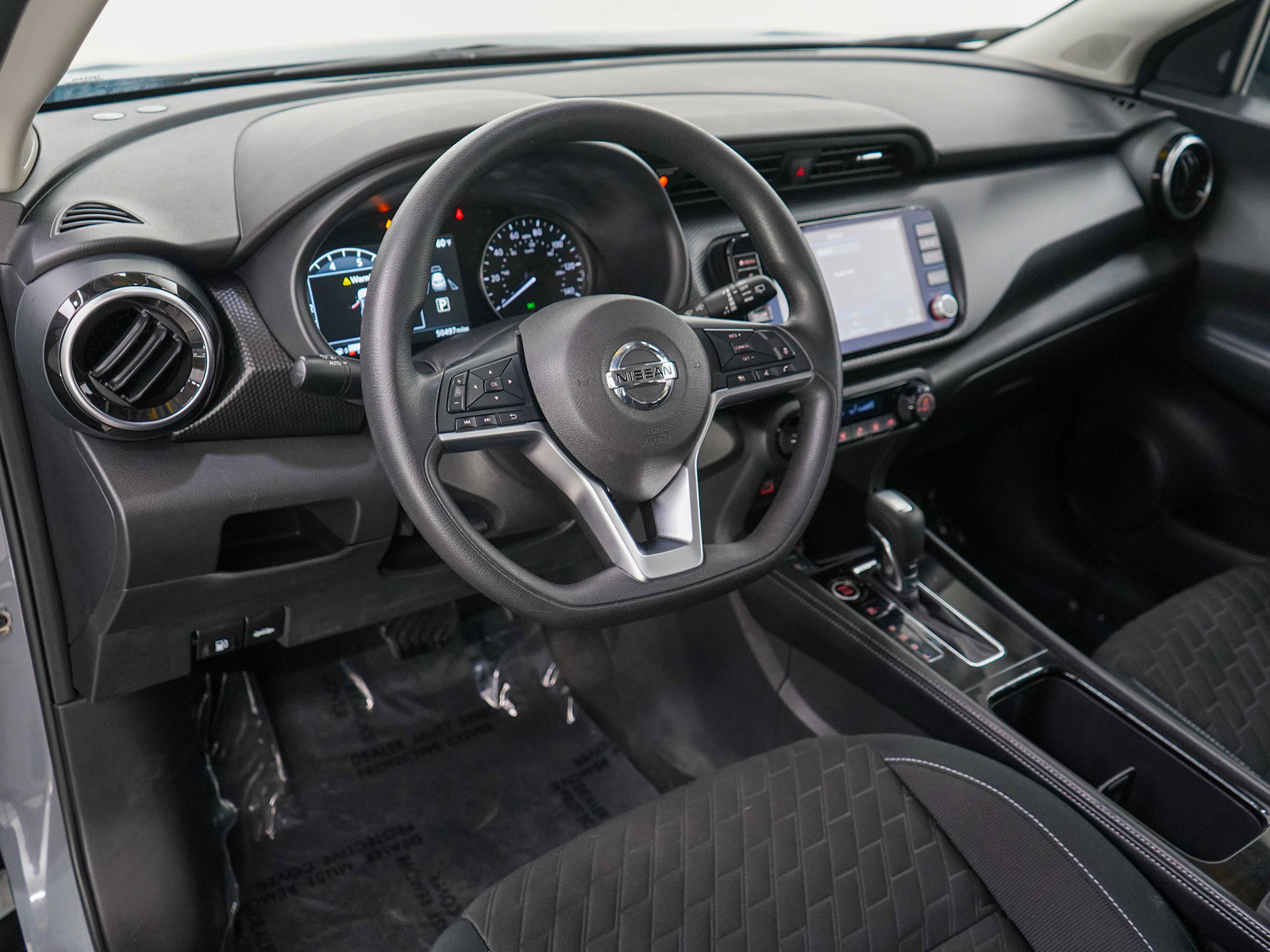 2021 Nissan Kicks SV photo 17