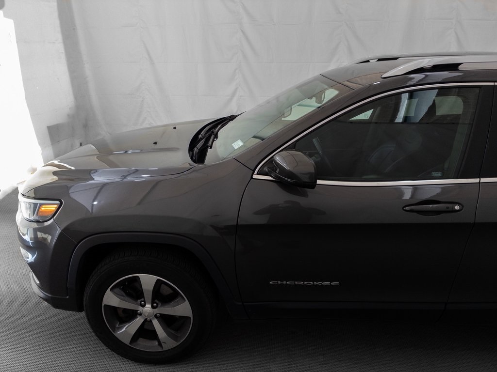 2020 Jeep Cherokee Limited photo 2