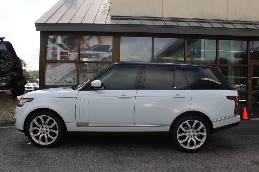 2016 Land Rover Range Rover HSE photo 2