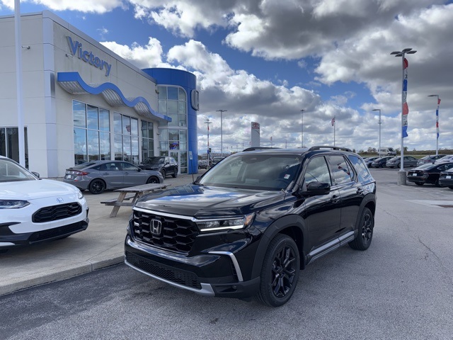 2025 Honda Pilot Touring's photo