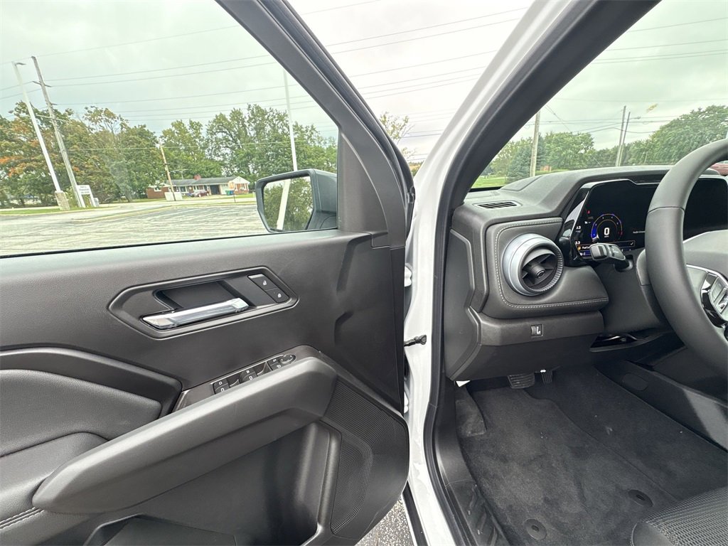 2026 Chevrolet Colorado LT photo 15