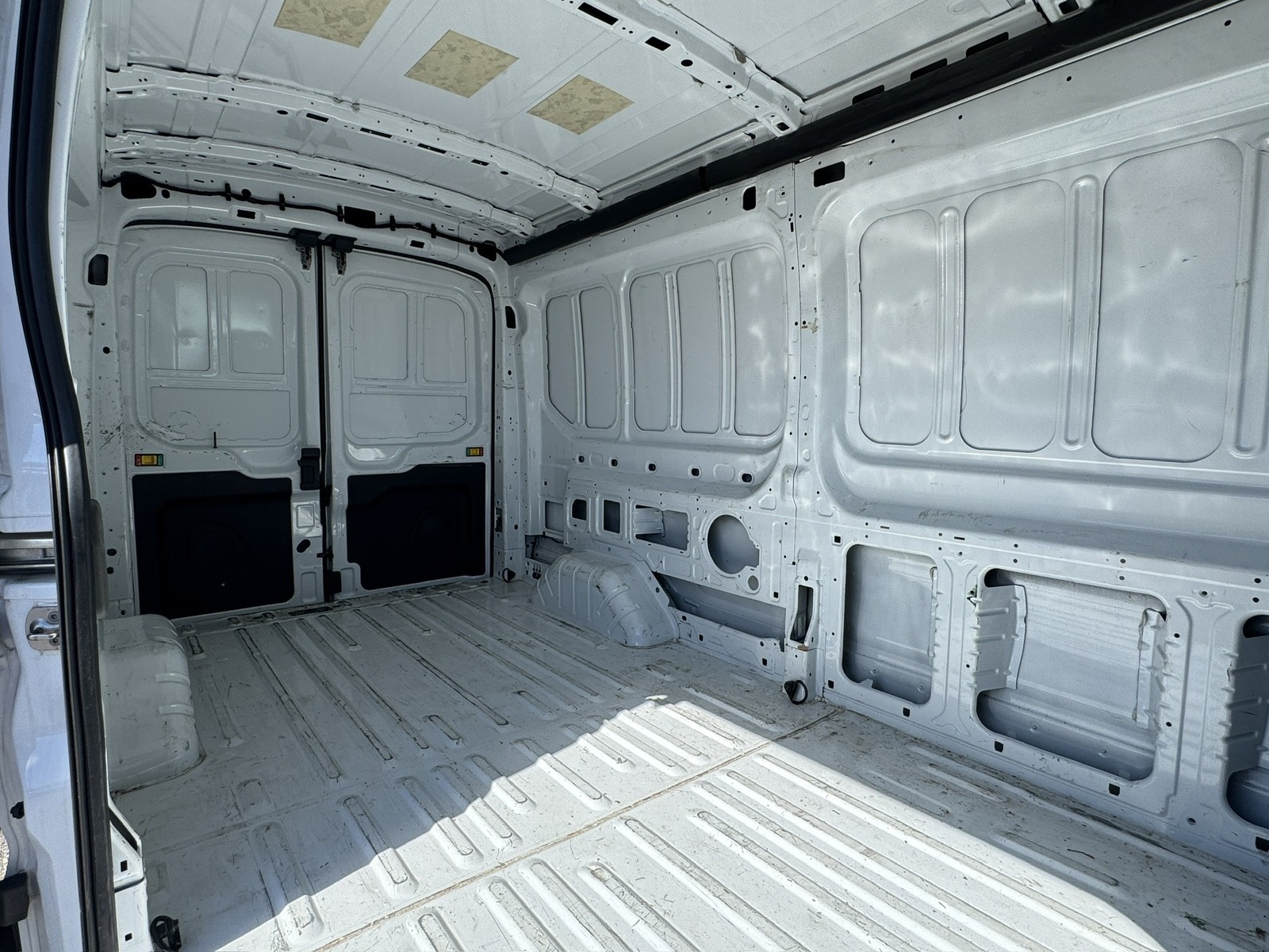 2023 Ford Transit Cargo Van photo 10