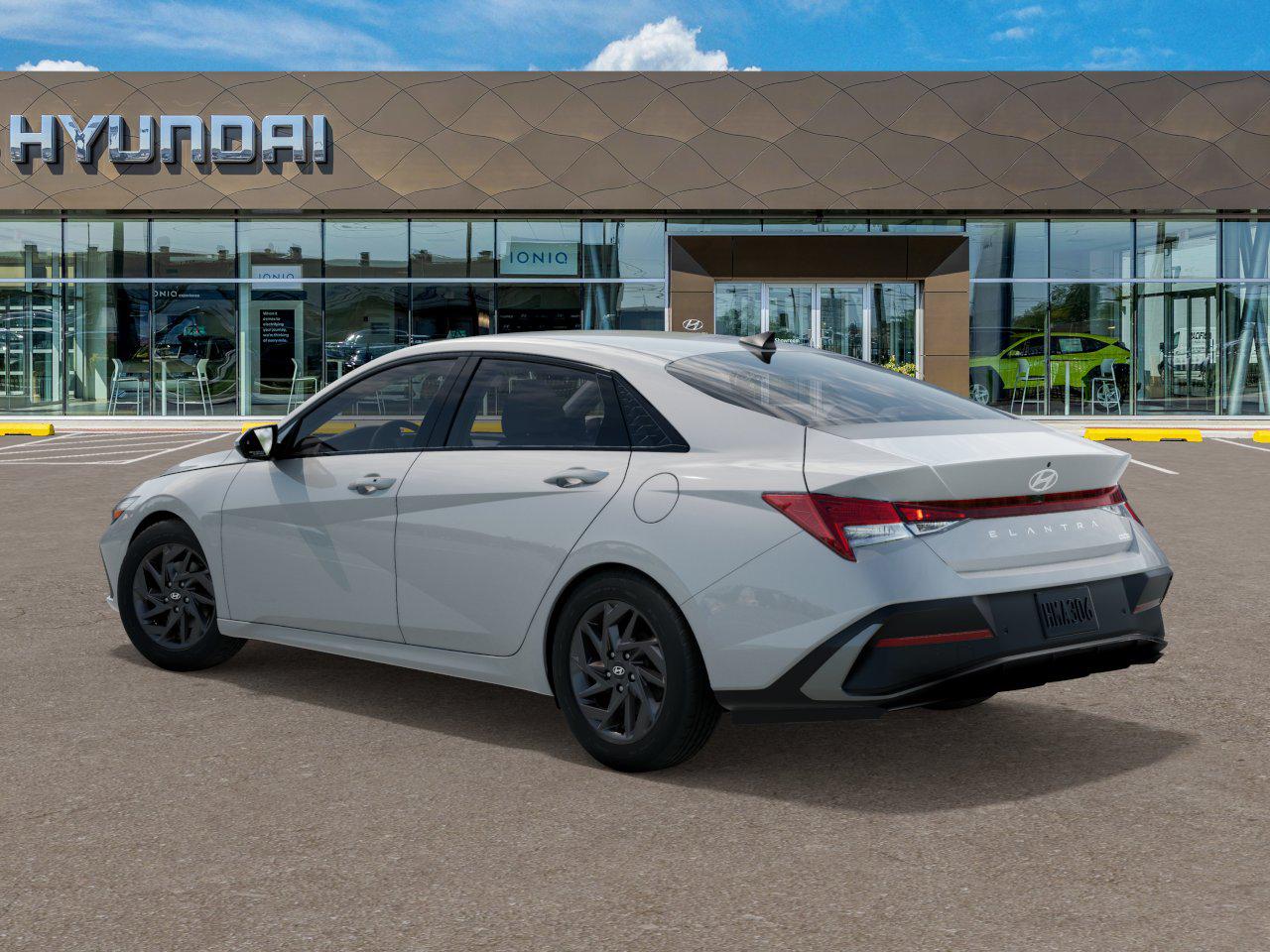 2025 Hyundai Elantra Hybrid Blue photo 3