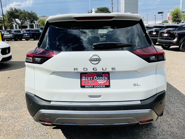 2023 Nissan Rogue SL photo 4