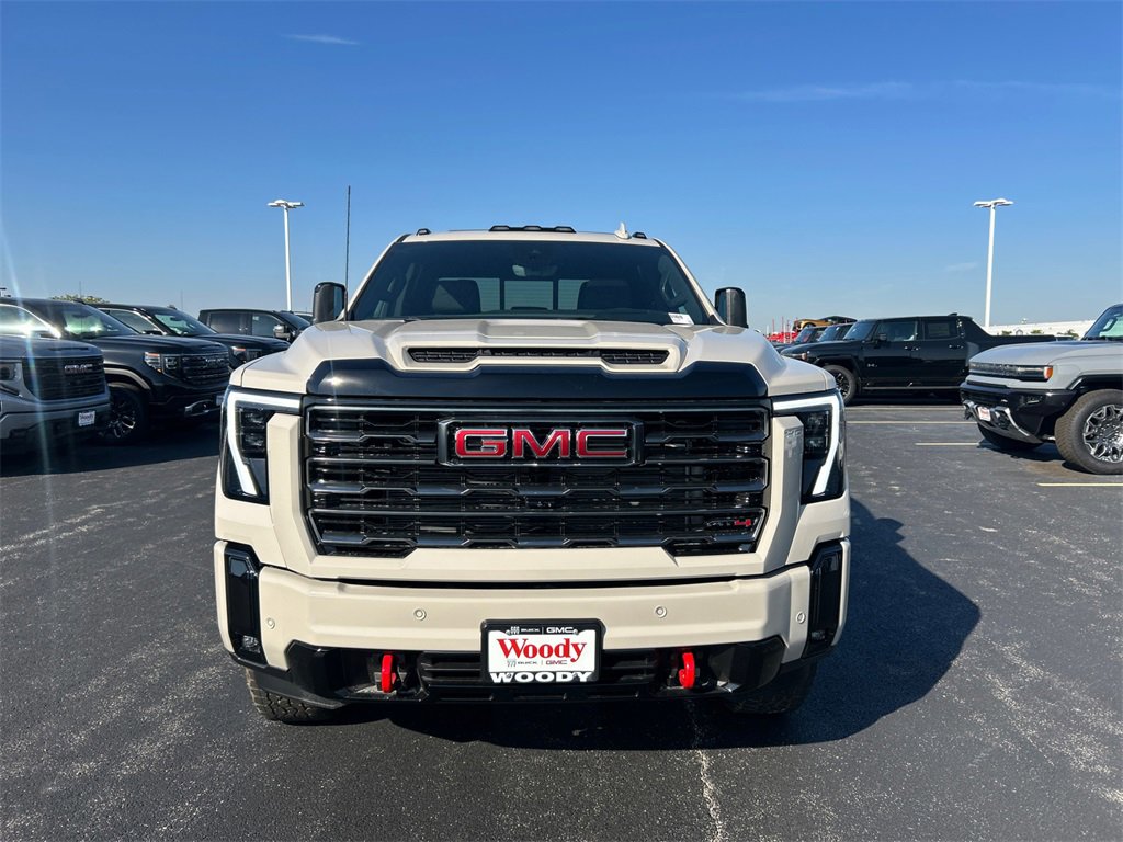 2026 Gmc Sierra 2500 AT4 photo 3
