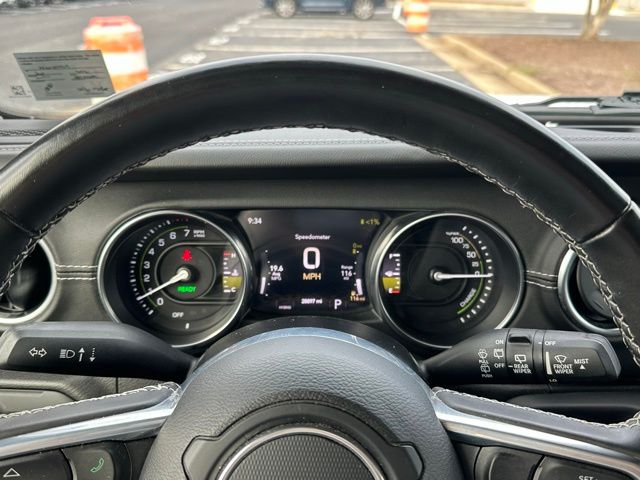 2022 Jeep Wrangler Unlimited Sahara 4xe photo 23