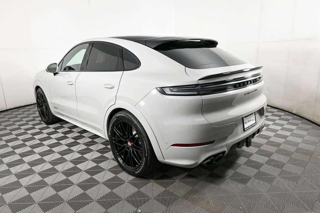 2026 Porsche Cayenne GTS Coupe photo 3