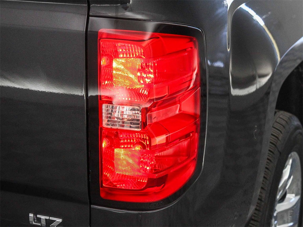 2015 Chevrolet Silverado LTZ photo 9
