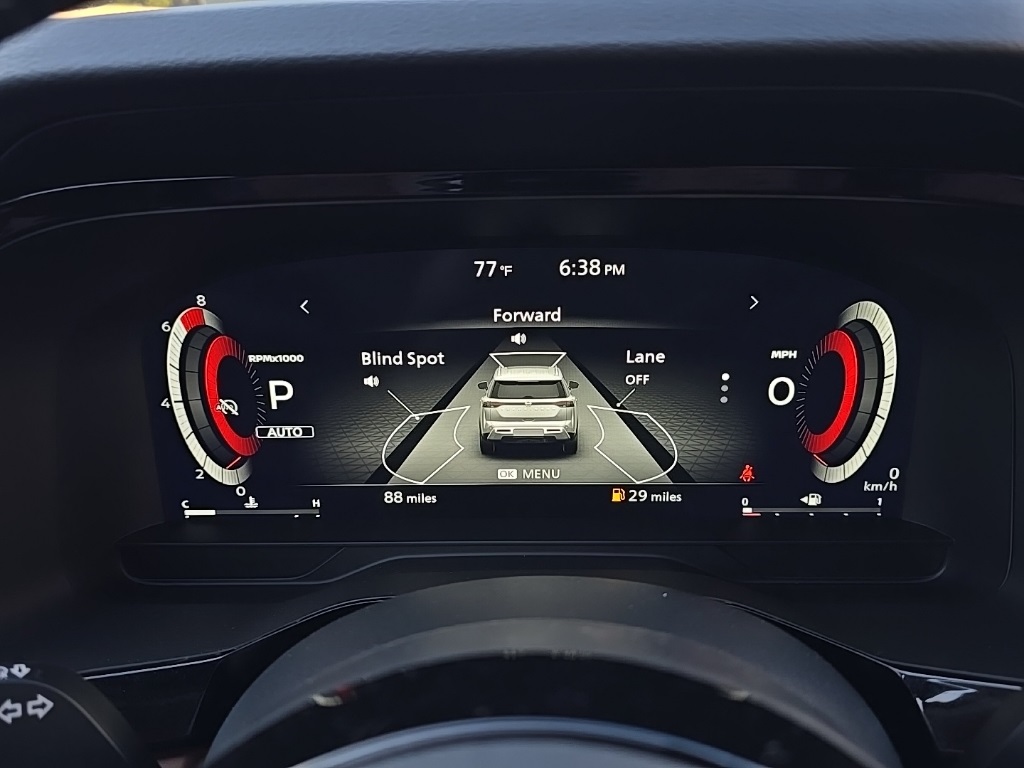 2025 Nissan Pathfinder Platinum photo 11