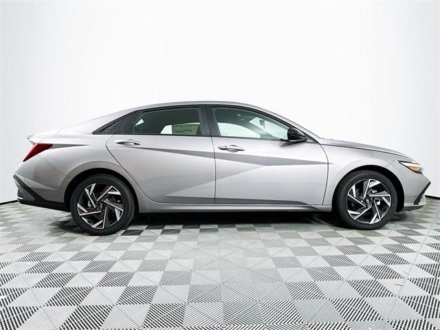 2025 Hyundai Elantra Hybrid SEL Sport photo 7