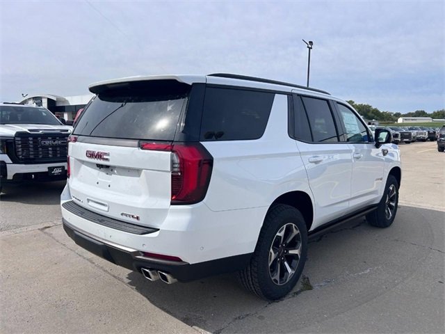 2026 Gmc Yukon AT4 Ultimate photo 3