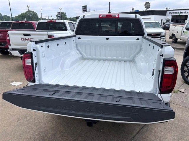 2025 Gmc Canyon Elevation photo 4