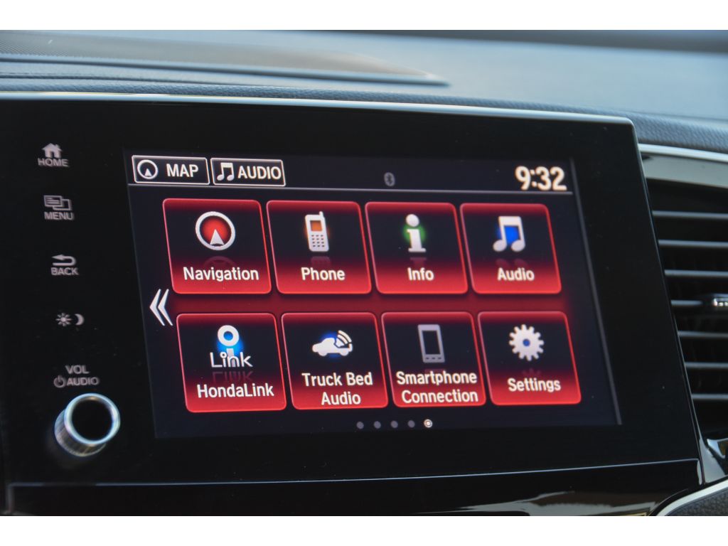 2022 Honda Ridgeline Black Edition photo 18