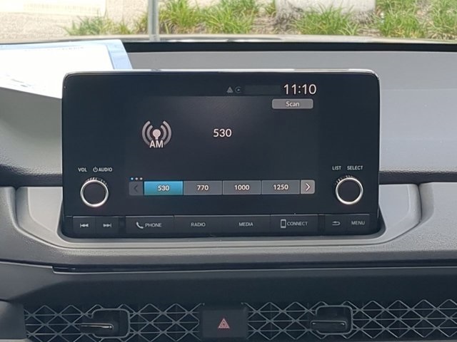 2025 Honda Accord LX photo 14