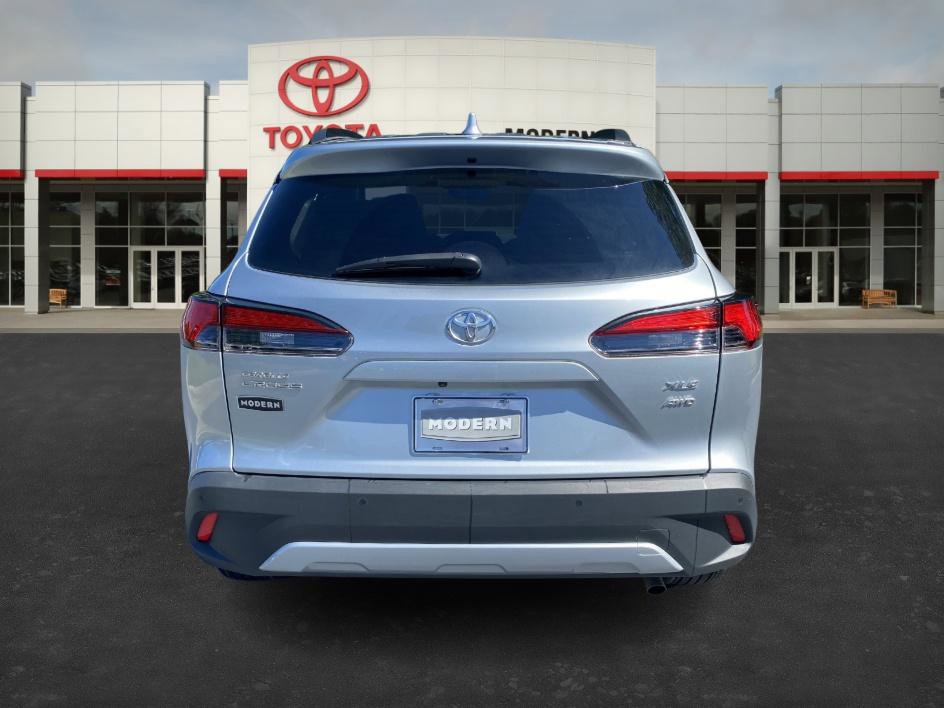 2022 Toyota Corolla Cross XLE photo 4