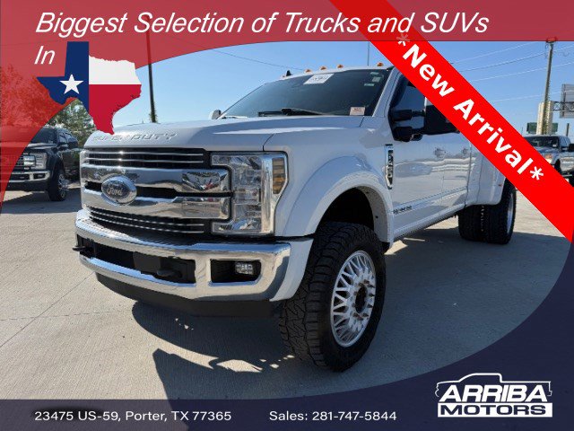 2019 Ford F-450 Super Duty Lariat's photo