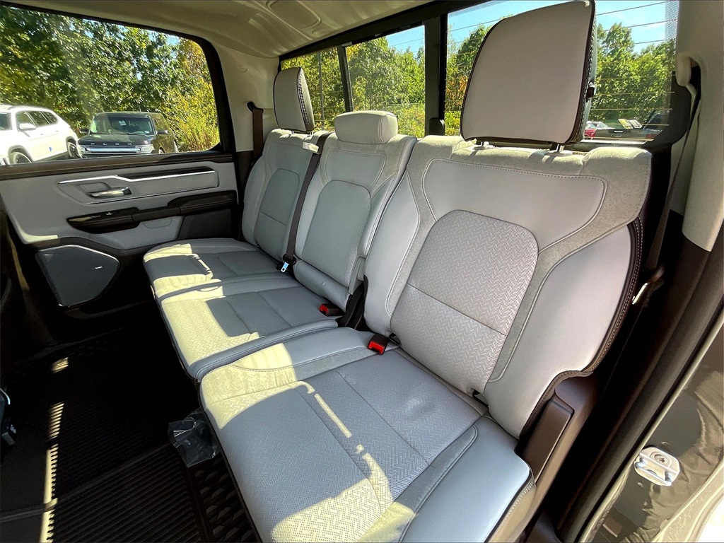 2026 Ram 1500 Laramie photo 14
