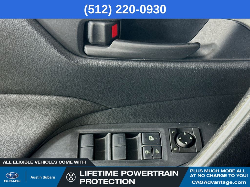 2019 Toyota RAV4 LE photo 15