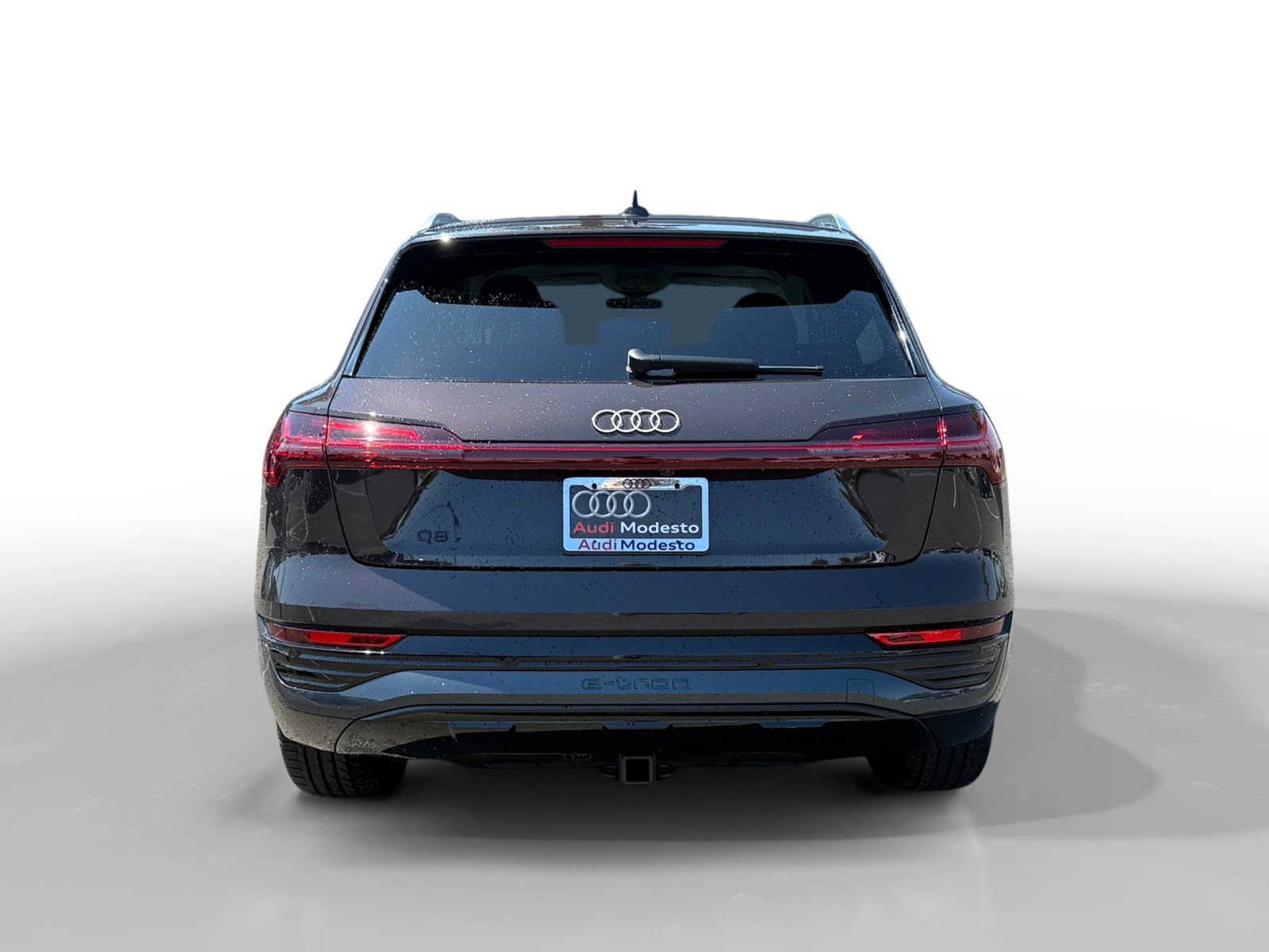 2024 Audi Q8 E-tron Prestige photo 2