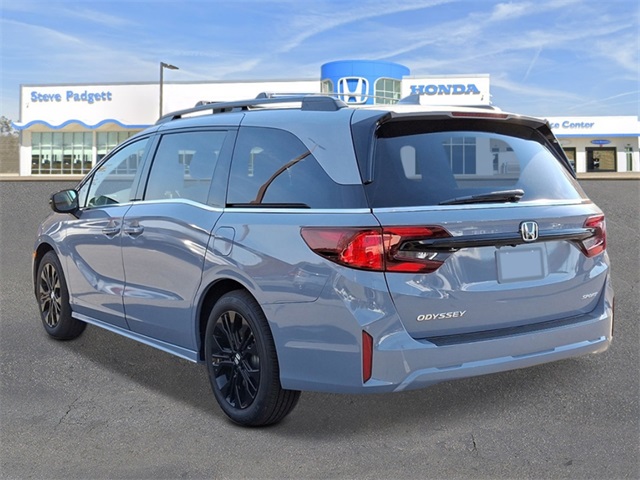 2026 Honda Odyssey photo 2