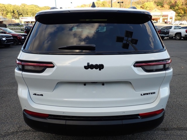 2025 Jeep Grand Cherokee Limited photo 4