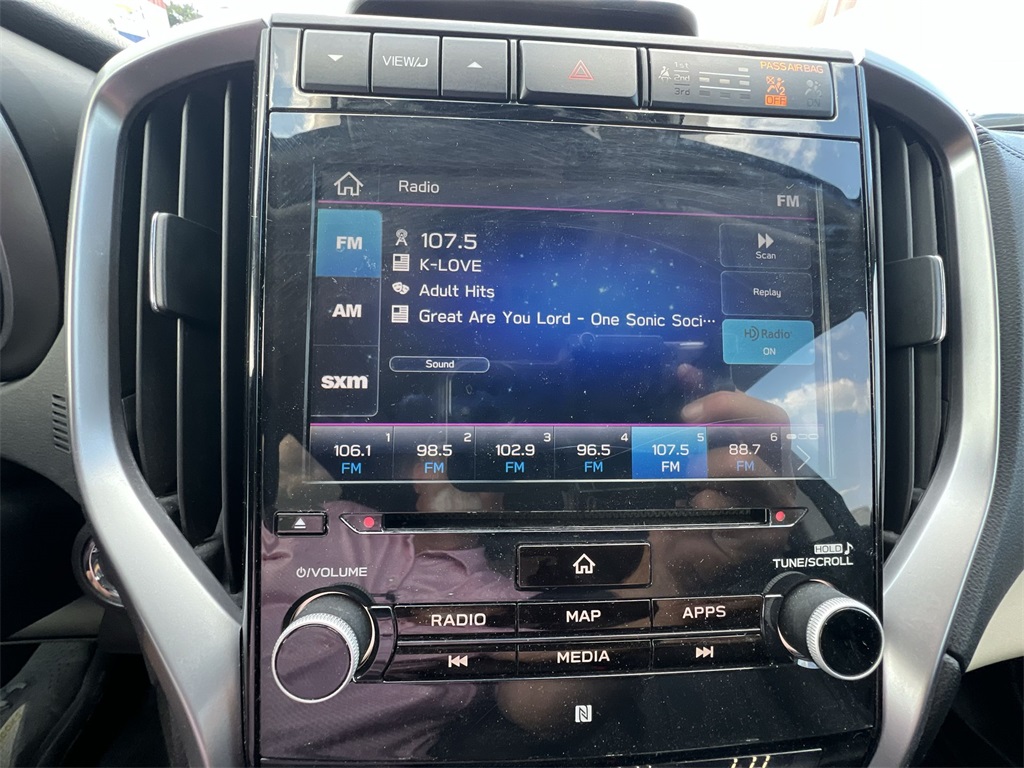 2021 Subaru Ascent Touring photo 18