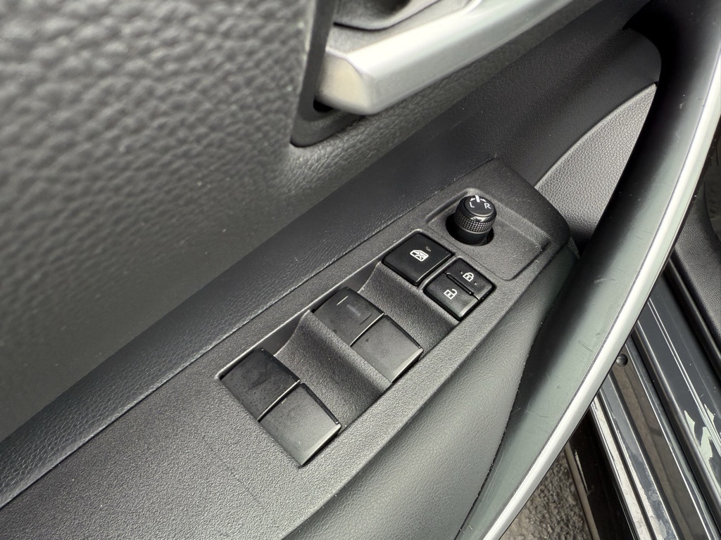 2024 Toyota Corolla XSE photo 19