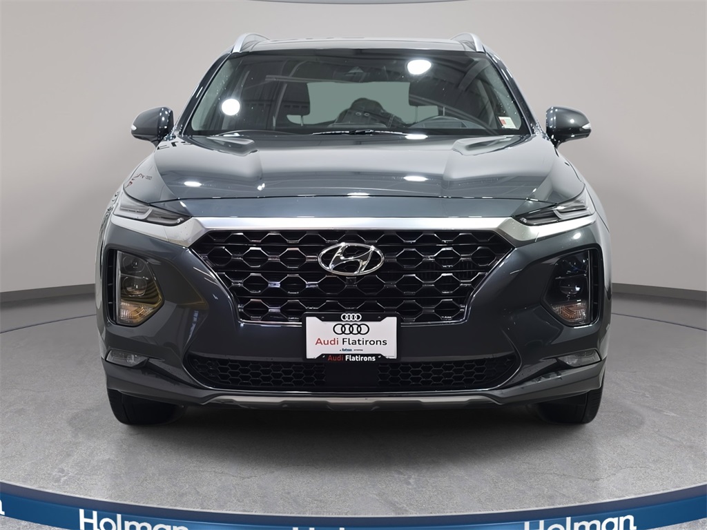 2019 Hyundai Santa Fe Ultimate photo 2