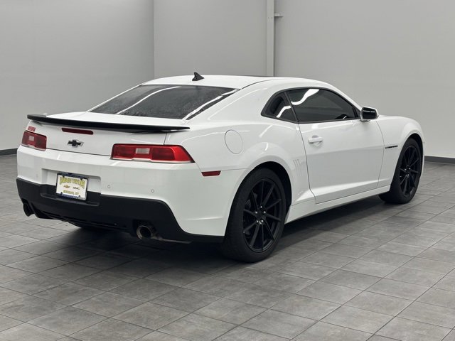 2015 Chevrolet Camaro 2LT photo 2