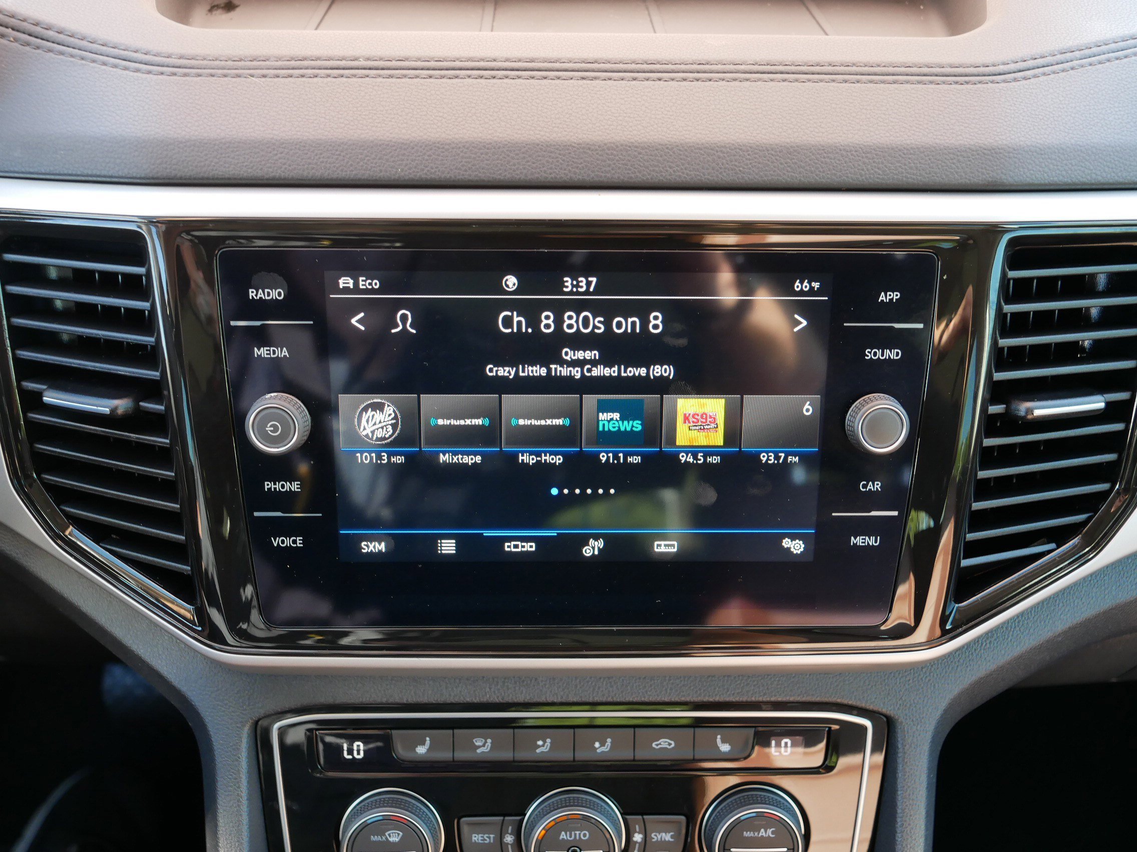 2023 Volkswagen Atlas V6 SE Technology photo 22