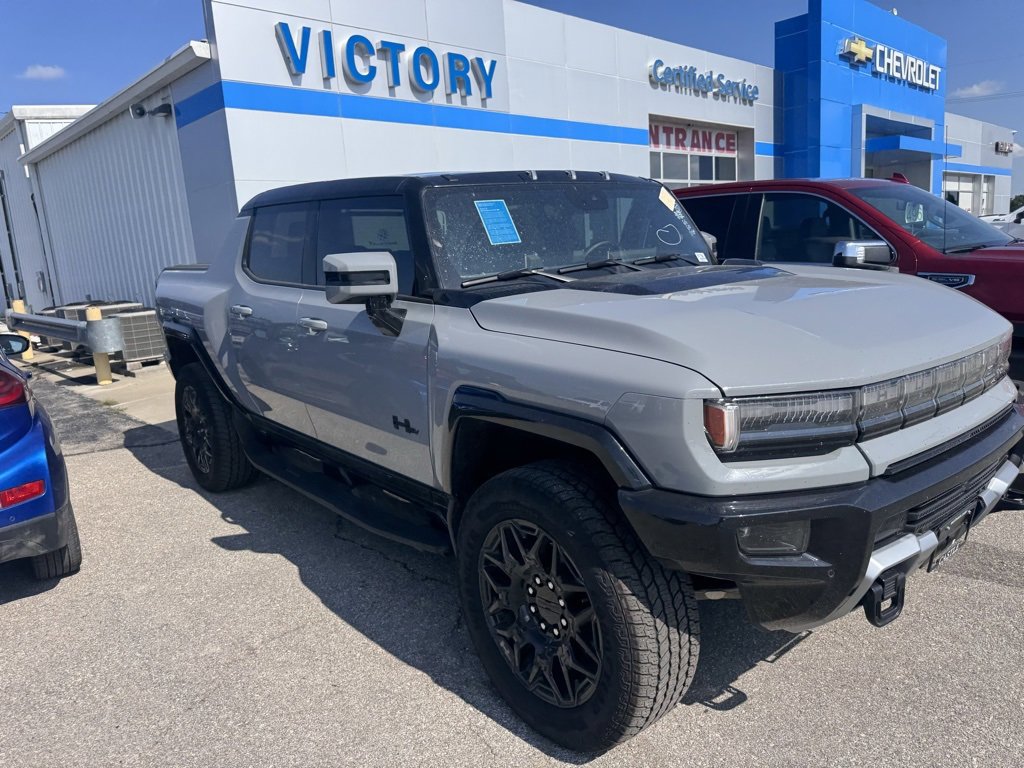 Used 2024 GMC HUMMER EV 2X with VIN 1GT10BDD2RU111104 for sale in Paola, KS