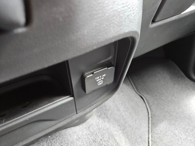 2025 Ram 2500 Tradesman photo 29