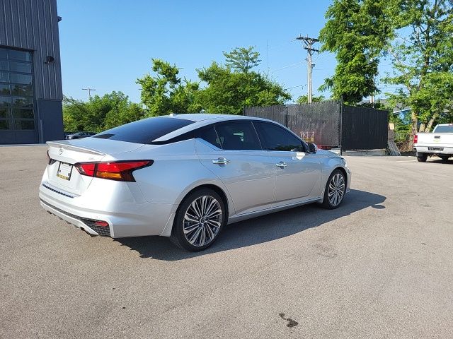 2023 Nissan Altima 2.5 SL photo 3
