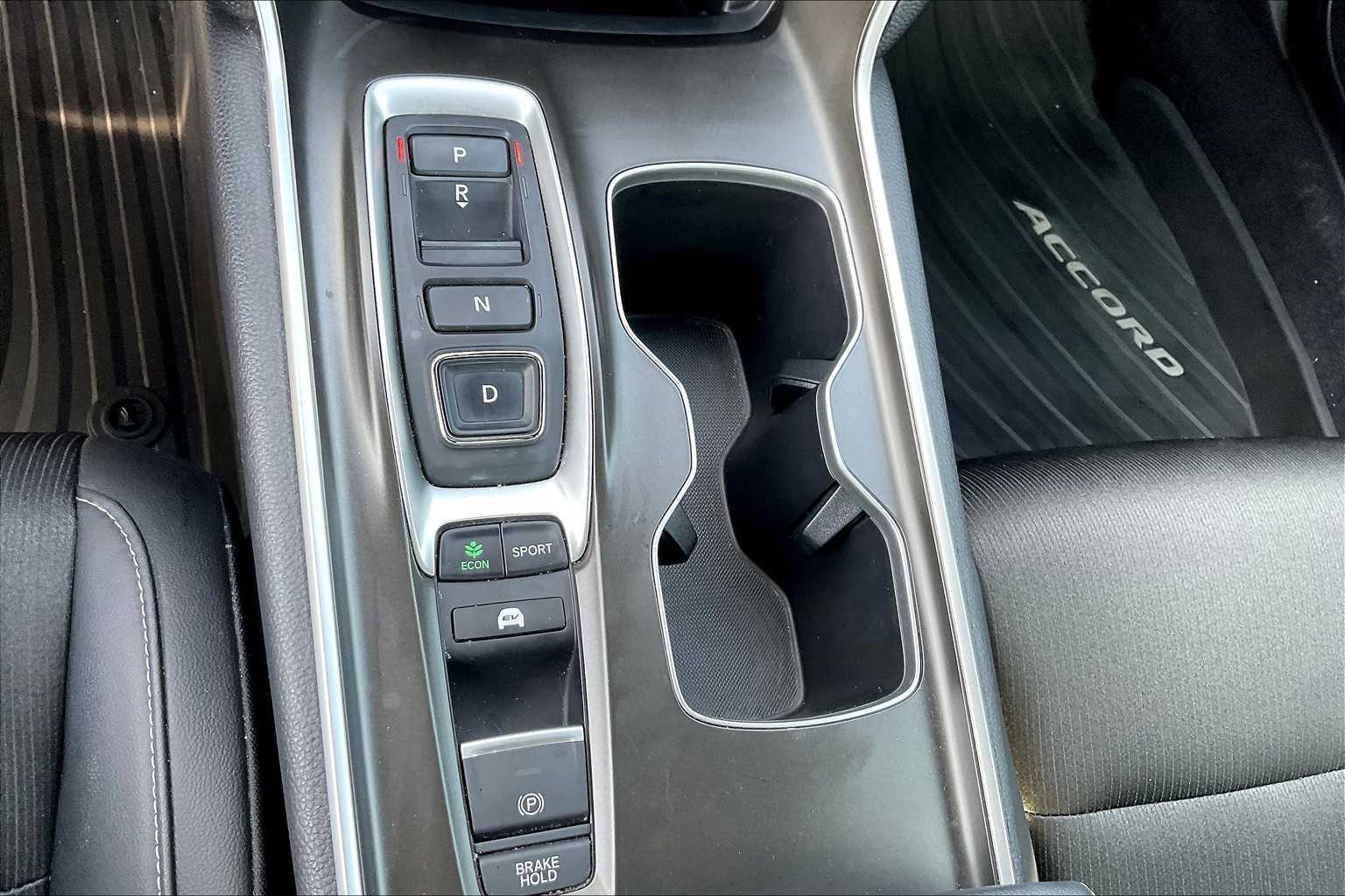 2022 Honda Accord Hybrid Sport photo 31