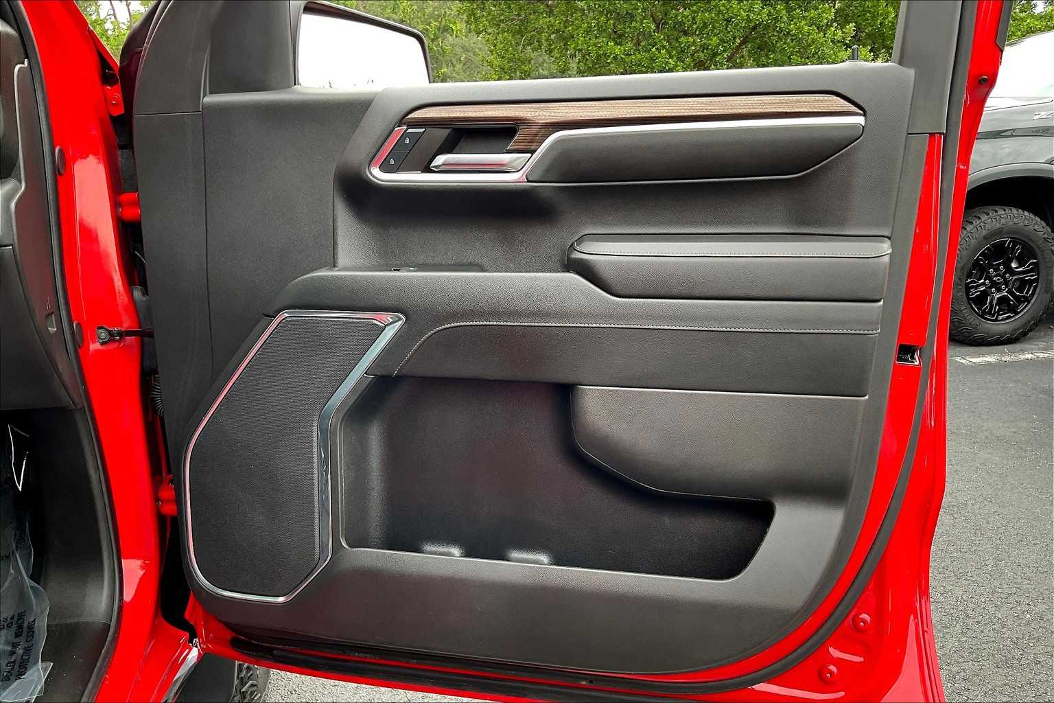 2024 Chevrolet Silverado 1500 LT Trail Boss photo 22