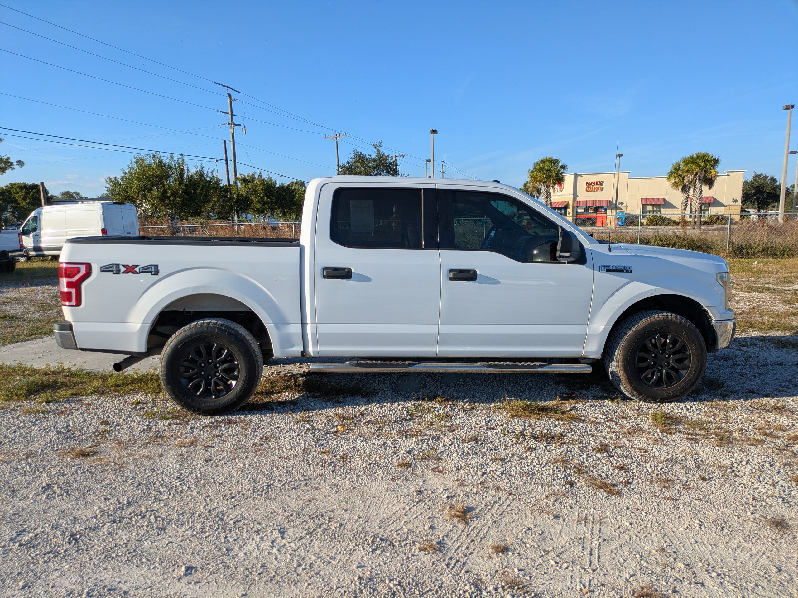 2018 Ford F-150 XLT photo 3