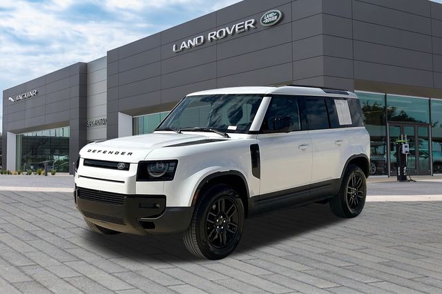 2026 Land Rover Defender S's photo