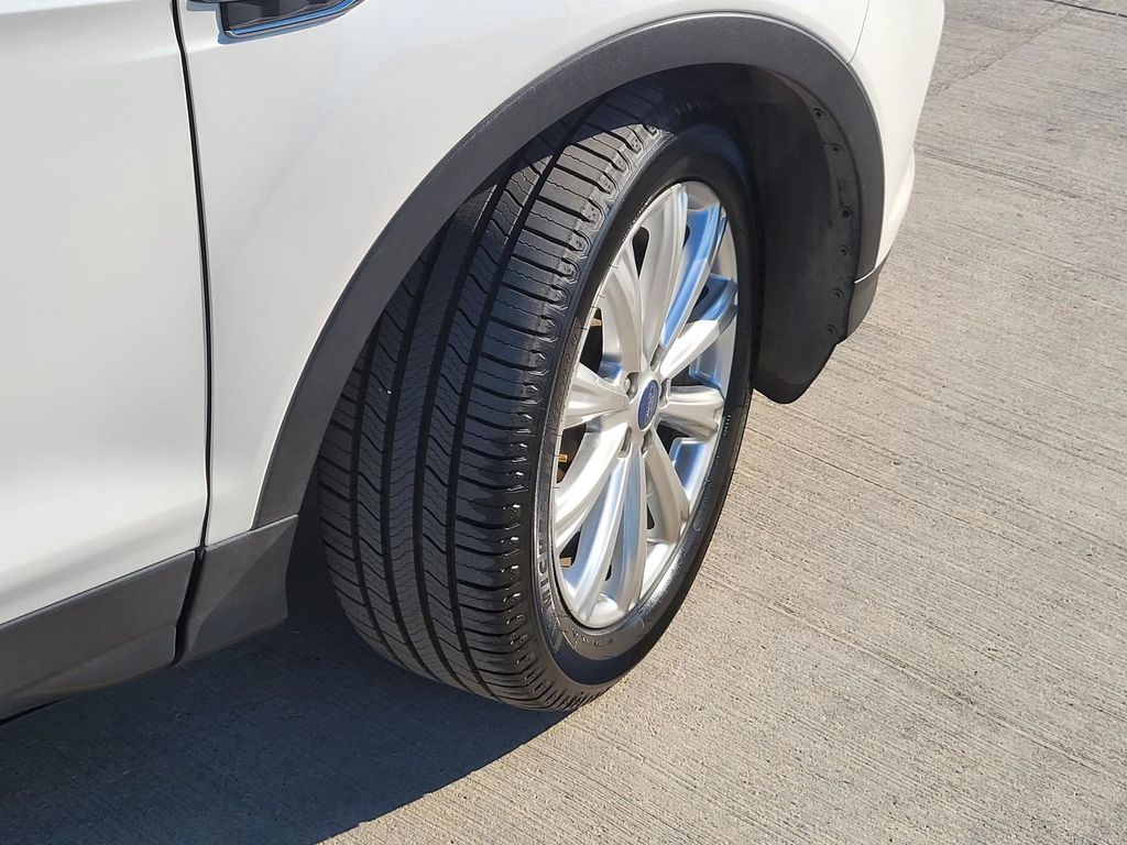 2017 Ford Escape Titanium photo 6