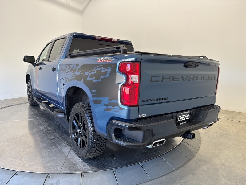 2024 Chevrolet Silverado 1500 LT Trail Boss photo 4