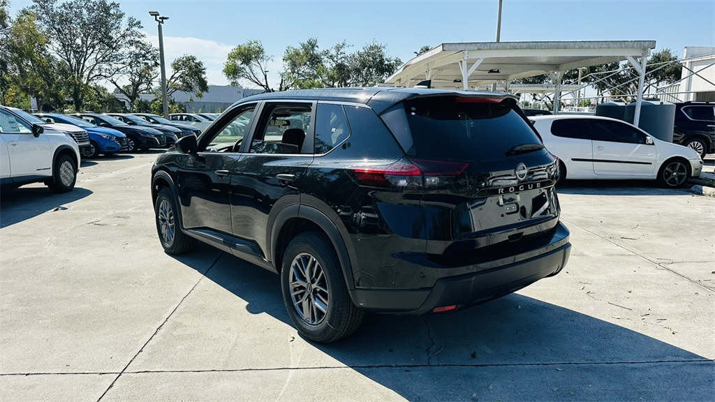 2026 Nissan Rogue S photo 5