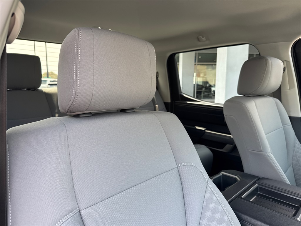 2022 Toyota Tundra SR5 photo 13