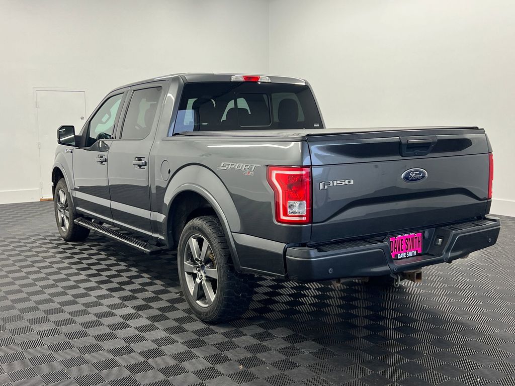 2017 Ford F-150 XLT photo 2