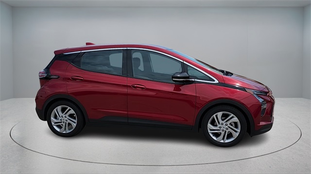 Used 2022 Chevrolet Bolt EV LT with VIN 1G1FW6S04N4132082 for sale in Arlington, TX
