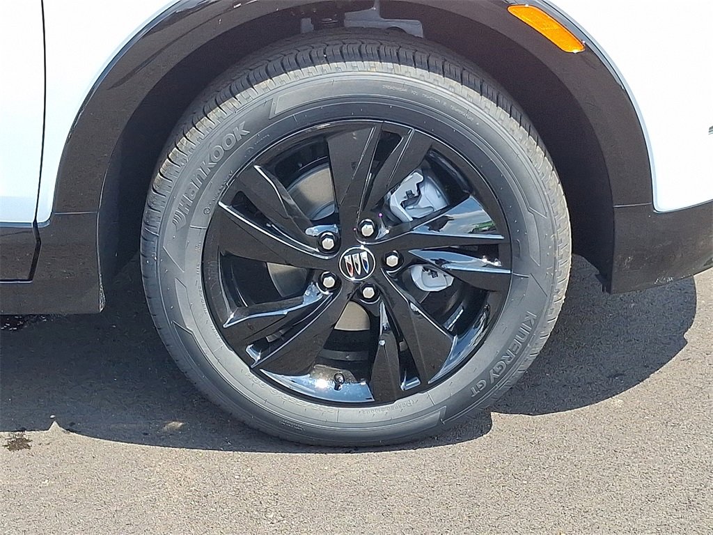 2026 Buick Encore GX Sport Touring photo 4