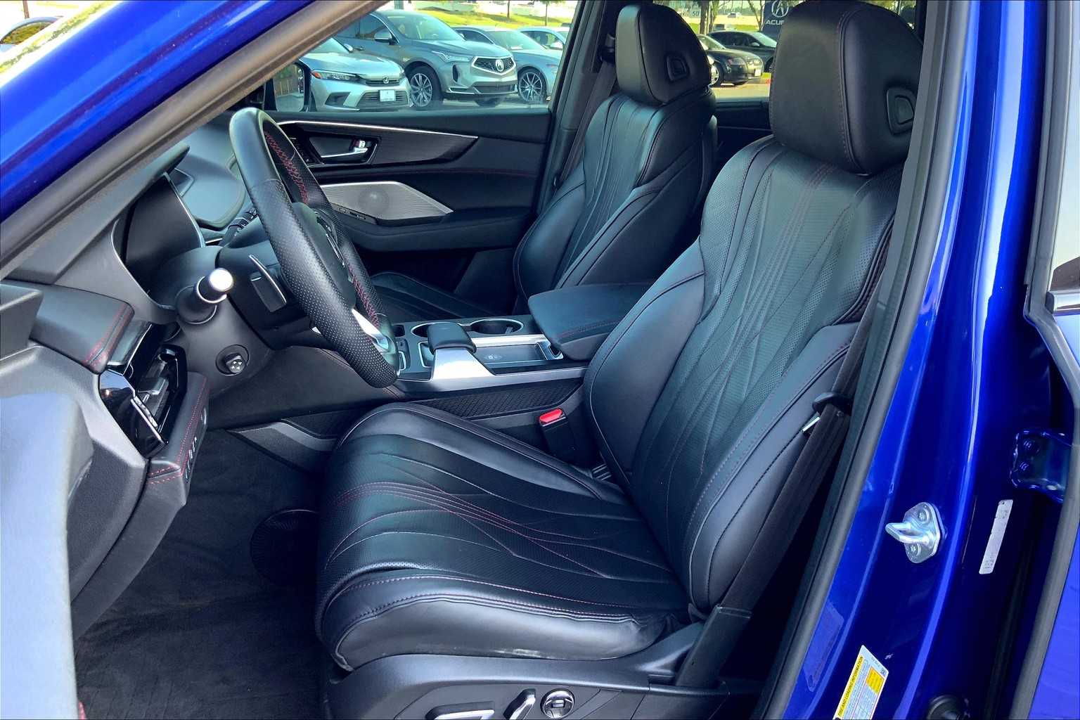 2023 Acura MDX SH-AWD Type S Advance photo 4