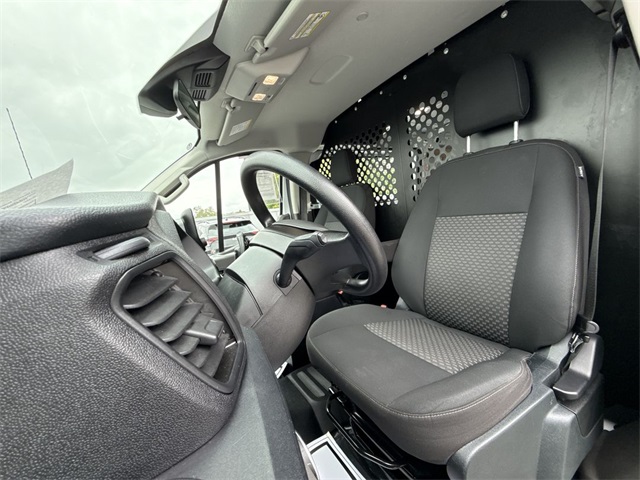 2023 Ford Transit photo 13