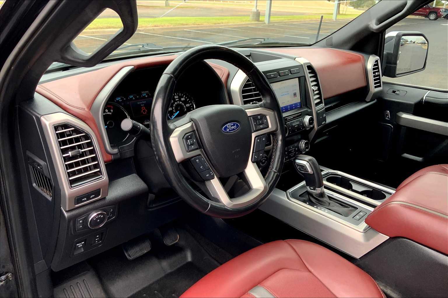 2020 Ford F-150 Platinum photo 16