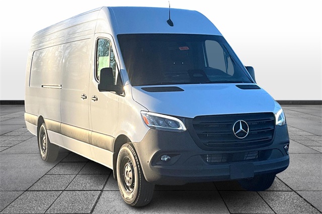 2025 Mercedes-Benz Sprinter Cargo Van Base's photo