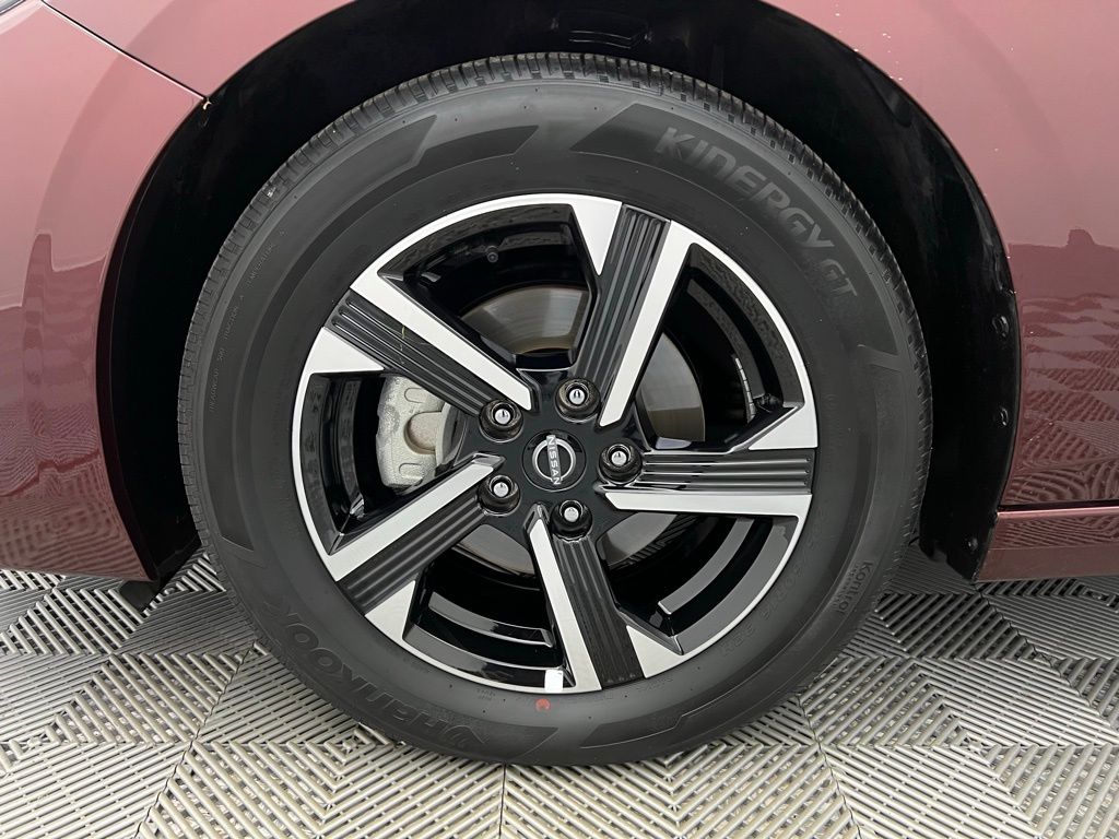 2024 Nissan Sentra SV photo 38